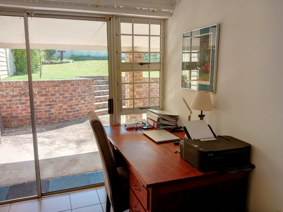 4 Bedroom Property for Sale in Gonubie Eastern Cape